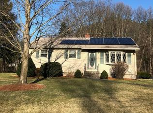 21 Chatham Rd, Chelmsford, MA 01824