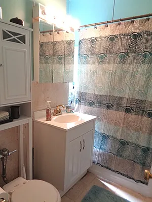 Rented by Metropolitan Equities | media 7