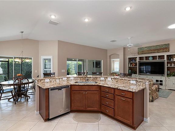 5th image of 3563 Oglethorpe Ave