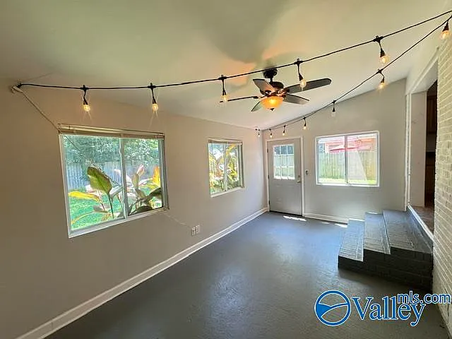 412 Ewing St NW — Photo 20