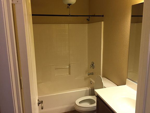 3rd image of 3413 Wrangell Mountain St