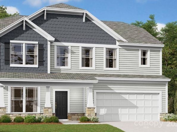 1227 Fremont Dr, Wingate, NC 28174