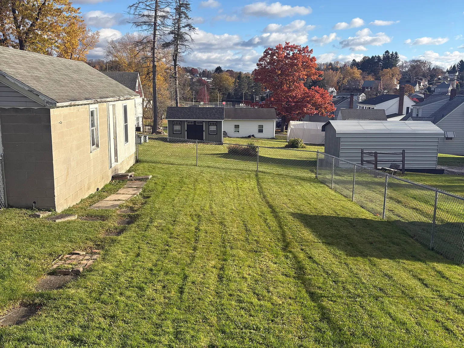 2 bed, $995 — Photo 3