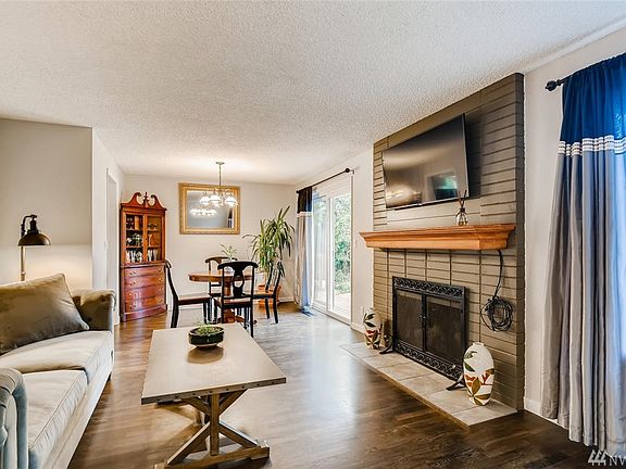 5th image of 17804 Burke Pl N