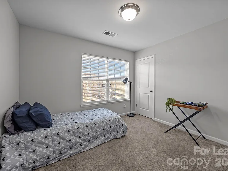 2707 Hunters Moon Ln — Photo 15