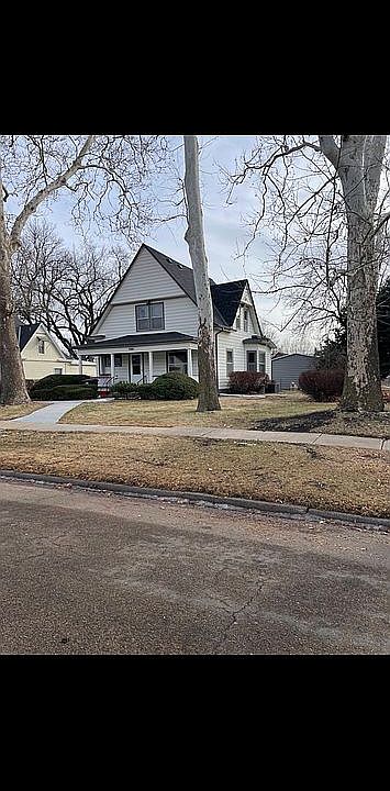 1321 Elk St Beatrice NE 68310 Zillow