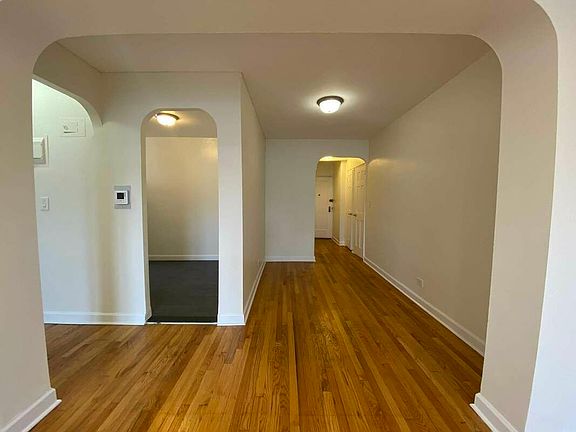 4th image of 65-84 Saunders St #6