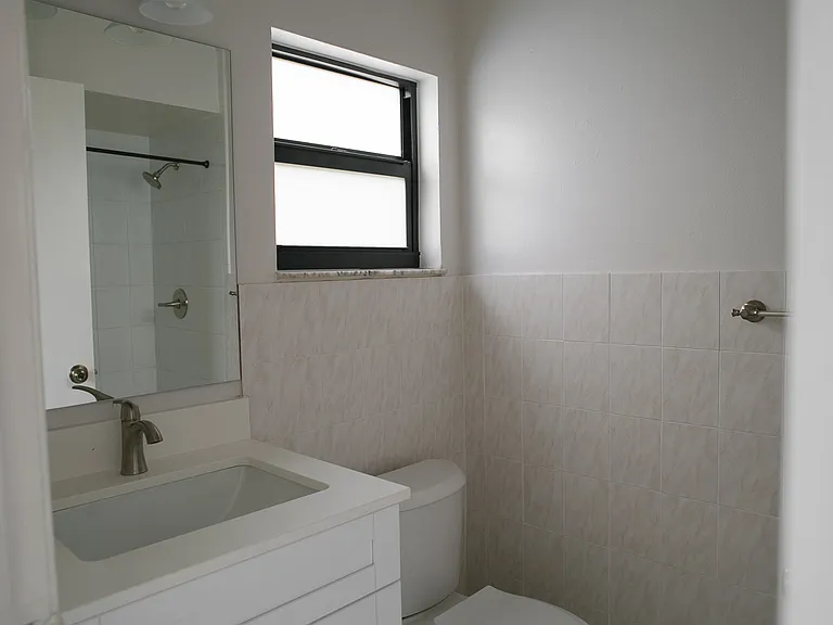 13920 SW 52nd Ln — Photo 13