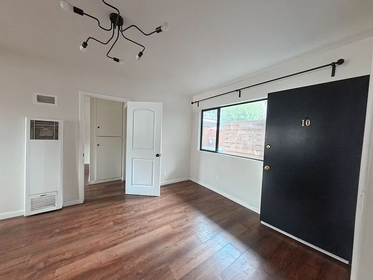 6607 N. Figueroa St. — Photo 10