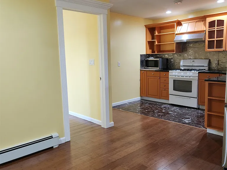 39 Terhune Ave #2 — Photo 3