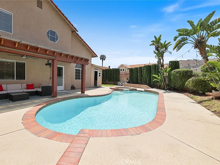 23205 Azela Cir — Photo 39