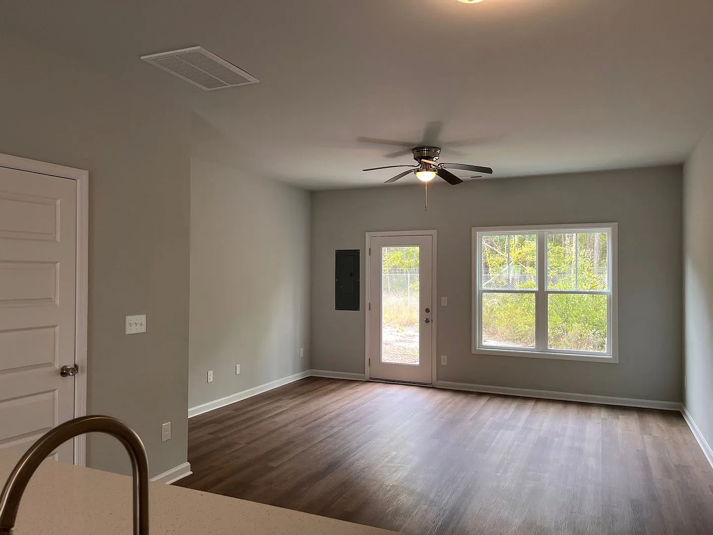 Townhome in Holly Ridge!! Buckhorn Development — Photo 4