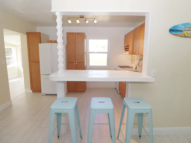 Breakfast Bar