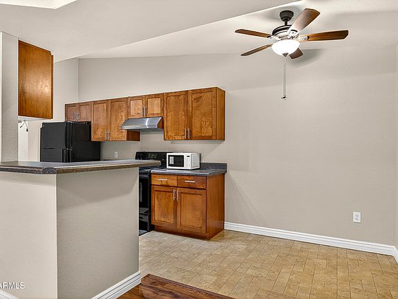 5th image of 1385 W UNIVERSITY Avenue #245