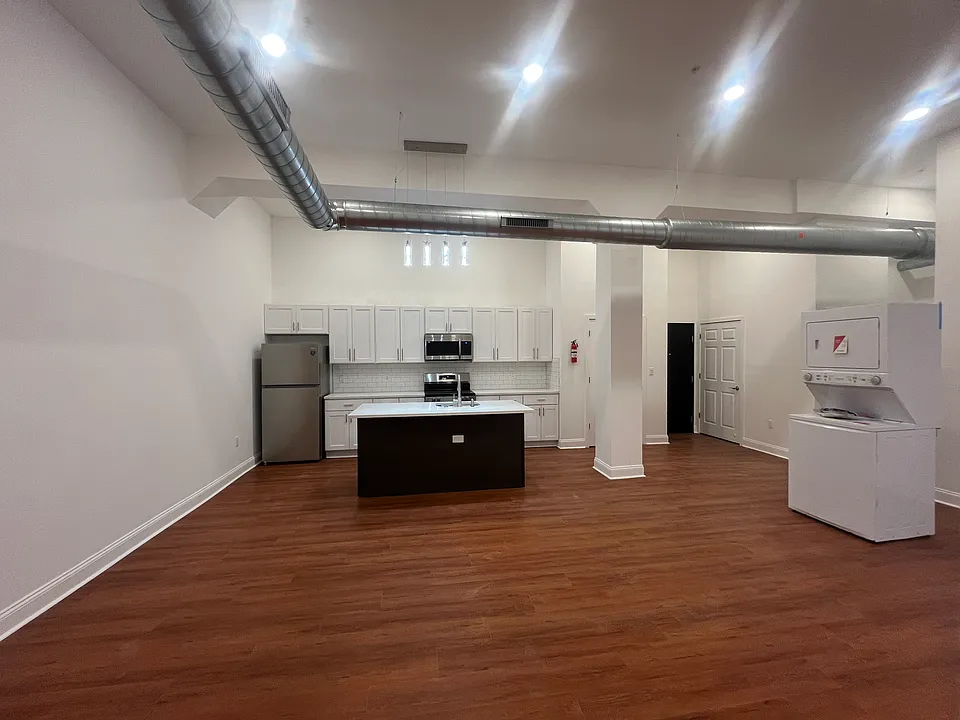 1406 Fairmount Ave #2