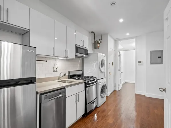 74 Forsyth Street image 5 of 12