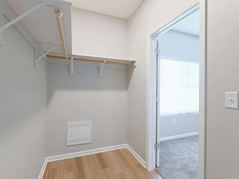 Trailview Apartments at Pioneers Park — Photo 27
