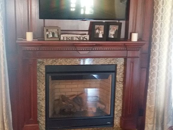 5th image of 2070 SE Oxford Dr