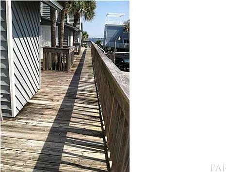 Porch facing the parking