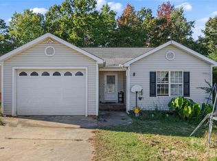 2053 E Park Dr, Lancaster, SC 29720