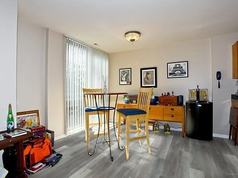 1833 Four Lakes Ave #2M — Photo 6