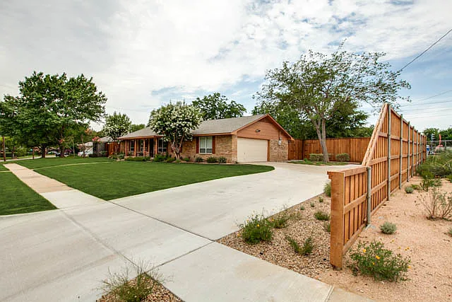 3 bed, 1758 sqft, $3,200 — Photo 4