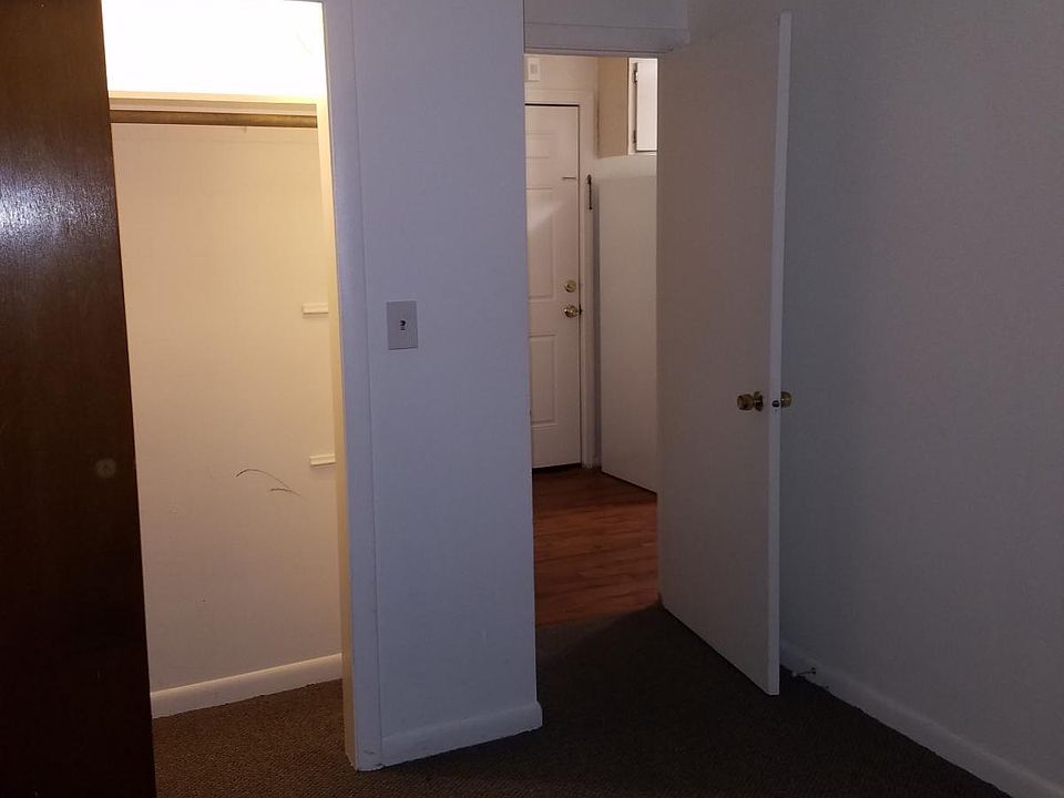 bedroom & closet