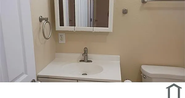 2 bed, 800 sqft, $2,700 — Photo 2