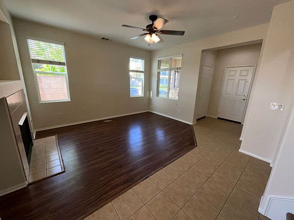 4th image of 35884 Crickhowell Ave