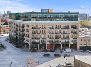 1645 W Ogden Ave Unit 439, Chicago, IL 60612