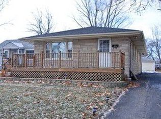 203 SW Circle Dr, Joliet, IL 60433