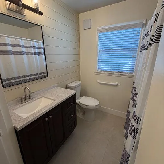 721 Robins Ave — Photo 7