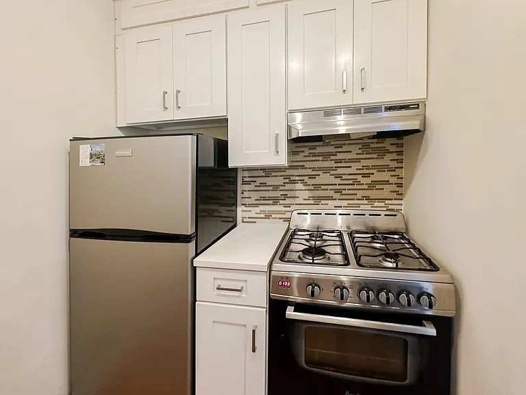 2520 W. Leland — Photo 25