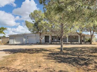 16986 N Sunflower Ave, Gardendale, TX 79758