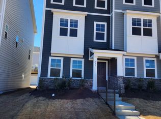 325 Devon Cliffs Dr, Wake Forest, NC 27587