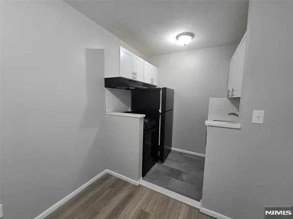 322 Anderson St #318C, Hackensack, NJ 07601