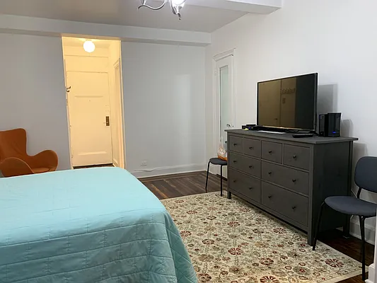 Rented by Compass | media 14