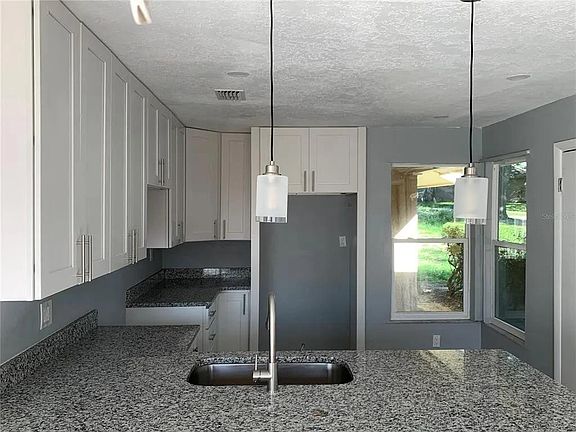 5th image of 6251 Teton Ct