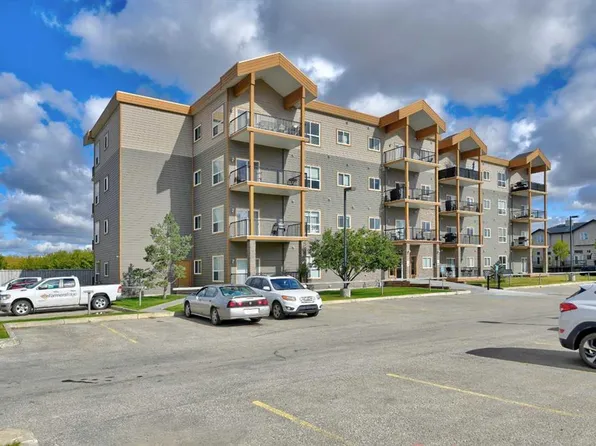 9221 E Lakeland Dr #202, Grande Prairie, AB T8X 0B8