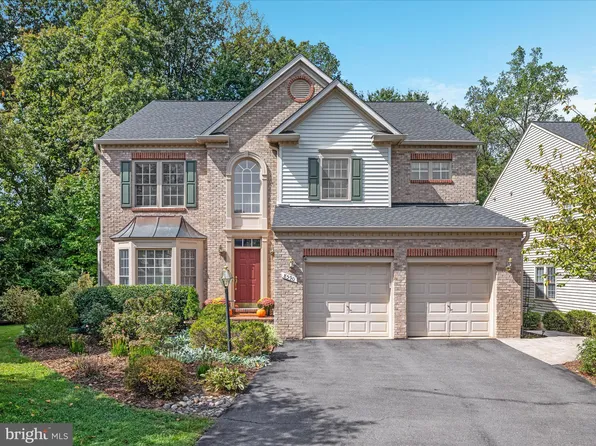 8590 Beatrice Ct, Springfield, VA 22152