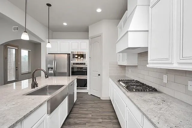 22368 Misty Woods Ln — Photo 4
