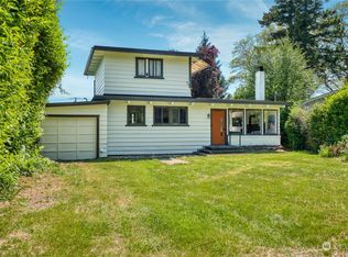 1361 Park Ln, Pt Roberts, WA 98281