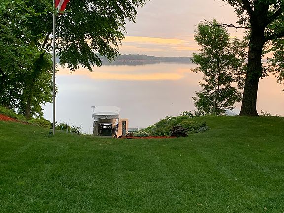 2nd image of 4282 Jordan Dr