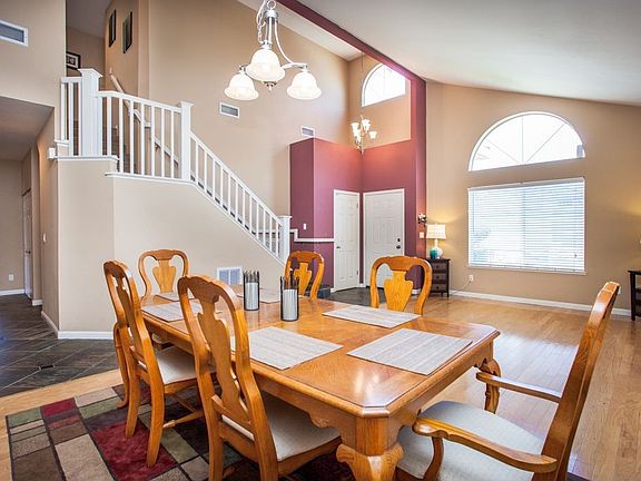 3rd image of 1561 Mimosa St