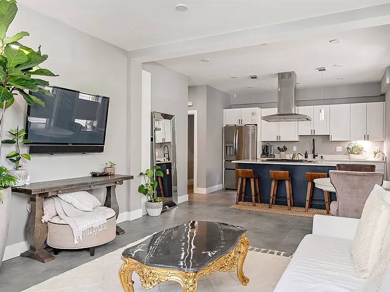 47 Morris St #A — Photo 4
