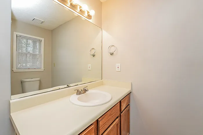 629 Tahoe Cir SE — Photo 11