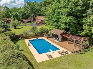 589-595 Plank Rd, Mount Tremper, NY 12457
