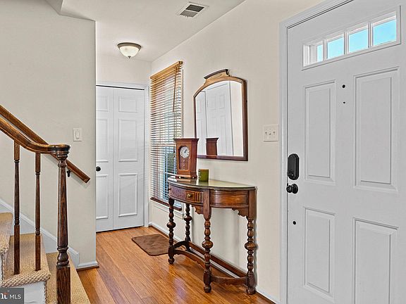 3rd image of 14527 William Carr Ln