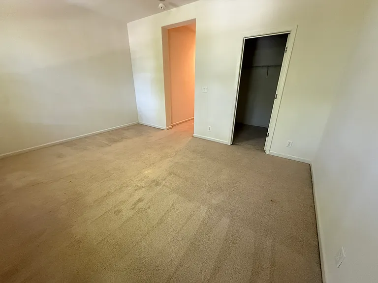 2492 Autumnvale Ave — Photo 8