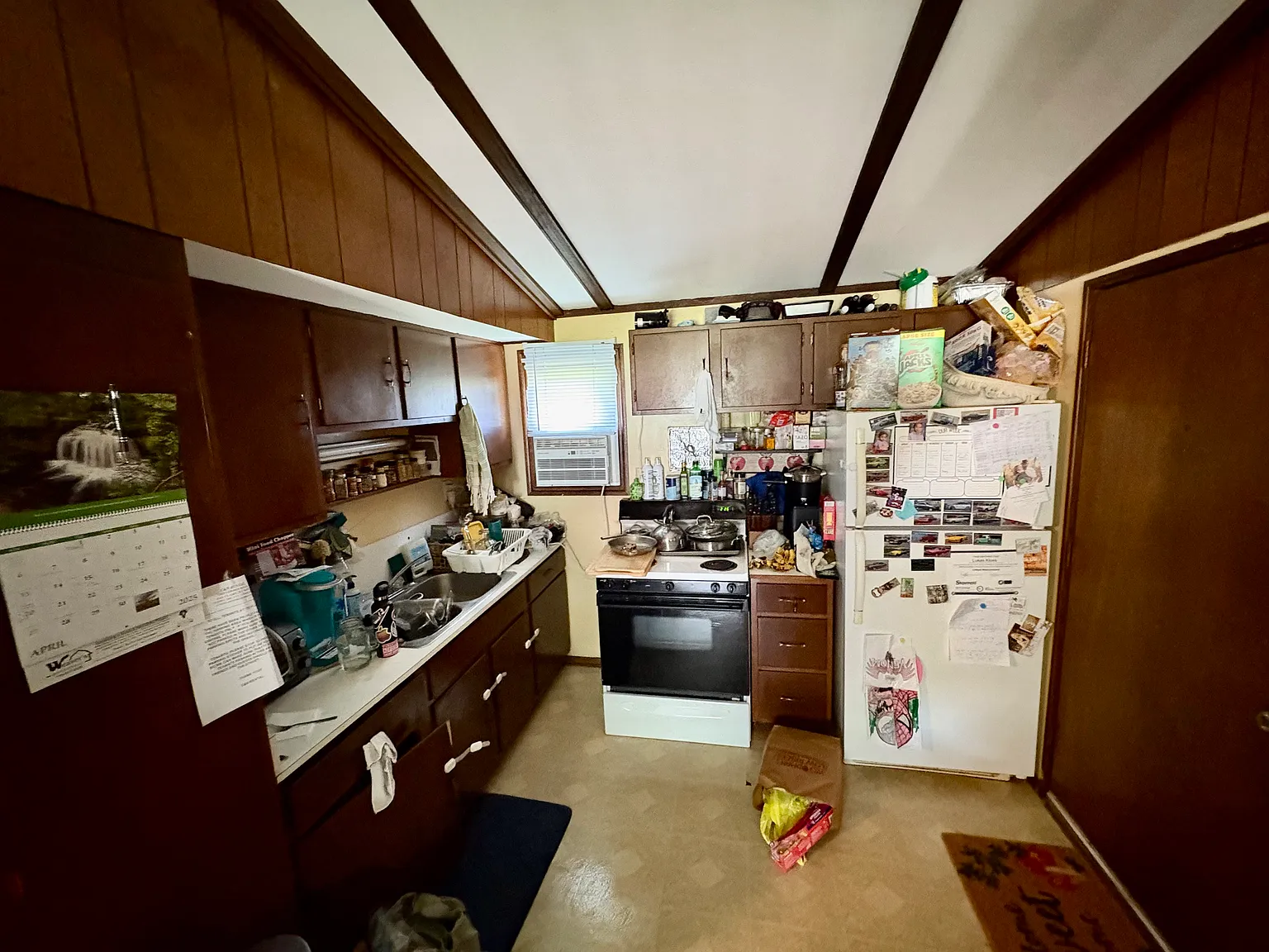 2 bed, 650 sqft, $725 — Photo 2